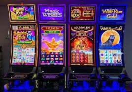 Live dealer at Casino Hold'em table on nx303
